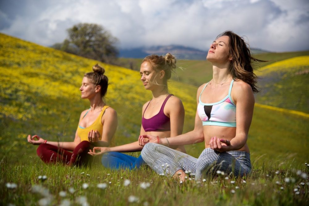 yoga posizione loto