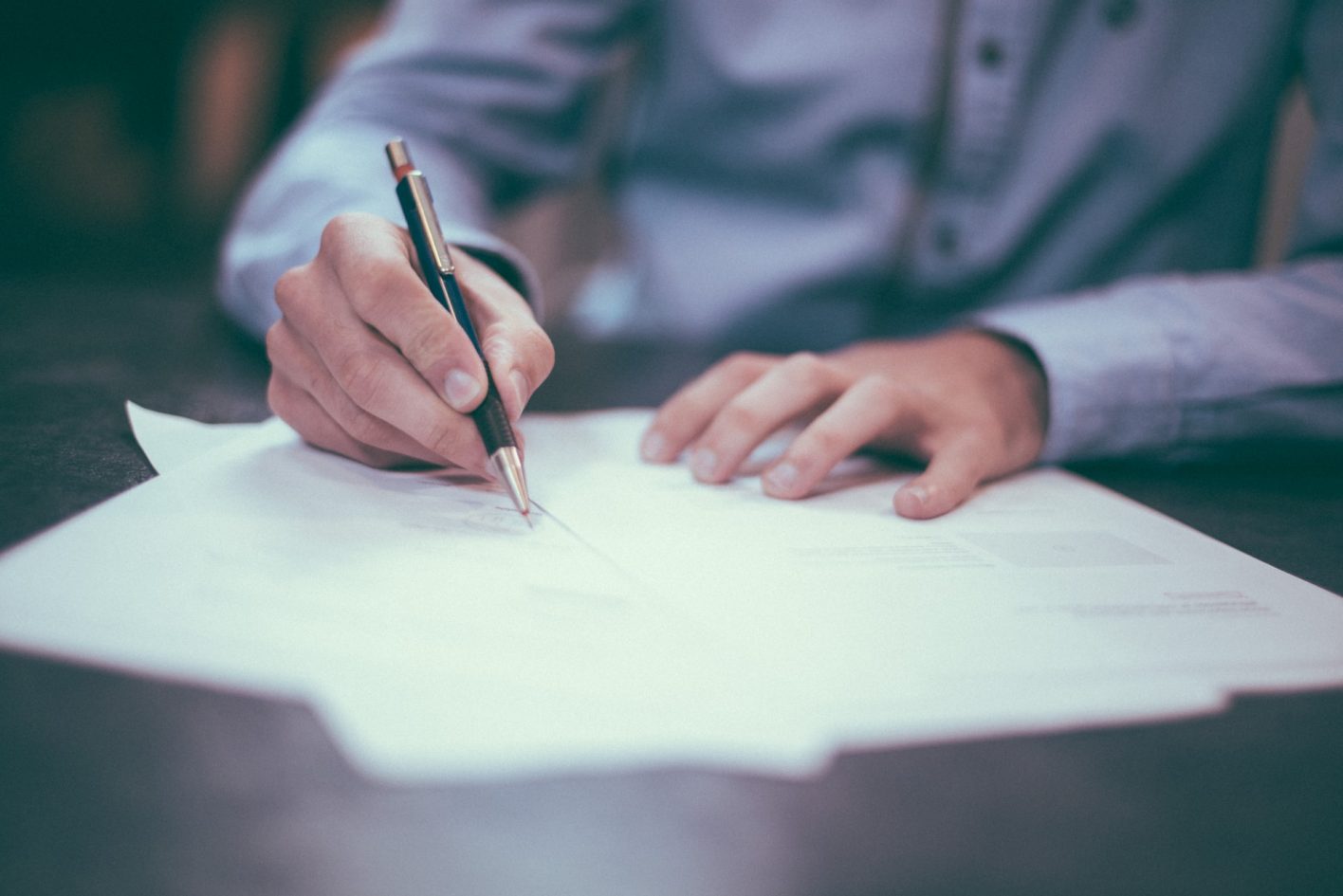 impresario discutibile requisiti contrattuali